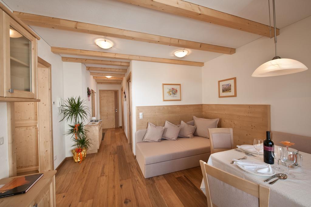 Ciasa Sunara Colfosco Room photo